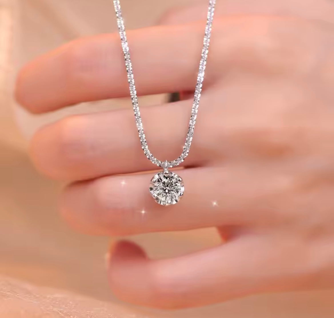 TEN CARATS S925 Sterling Silver VVS1 Moissanite Classic Crown Necklace